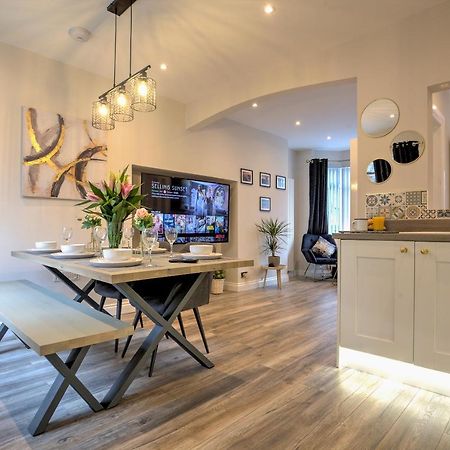 The Belfast Boutique Central Cozy Sleeps7 (Adults Only) Eksteriør bilde