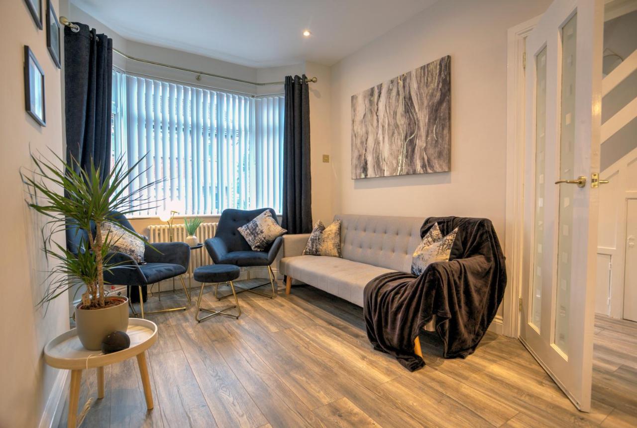 The Belfast Boutique Central Cozy Sleeps7 (Adults Only) Eksteriør bilde