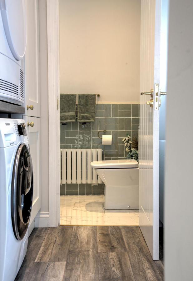 The Belfast Boutique Central Cozy Sleeps7 (Adults Only) Eksteriør bilde